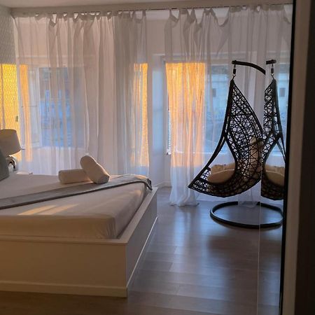 Brandao House Hostel Caparica Εξωτερικό φωτογραφία