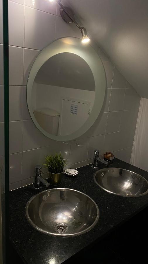 Brandao House Hostel Caparica Εξωτερικό φωτογραφία