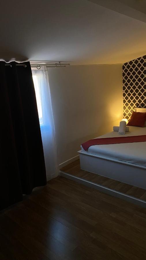 Brandao House Hostel Caparica Εξωτερικό φωτογραφία