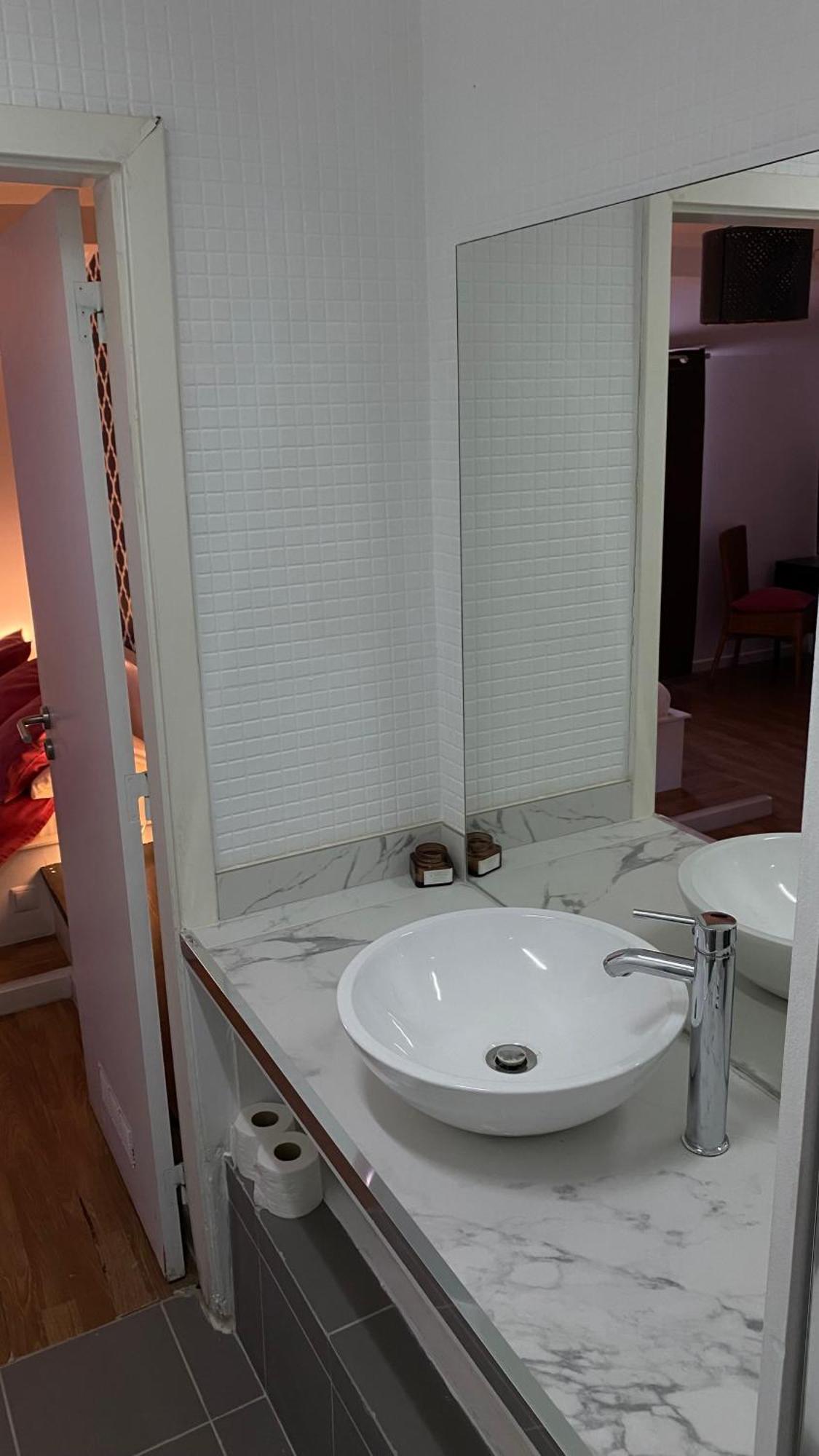 Brandao House Hostel Caparica Εξωτερικό φωτογραφία